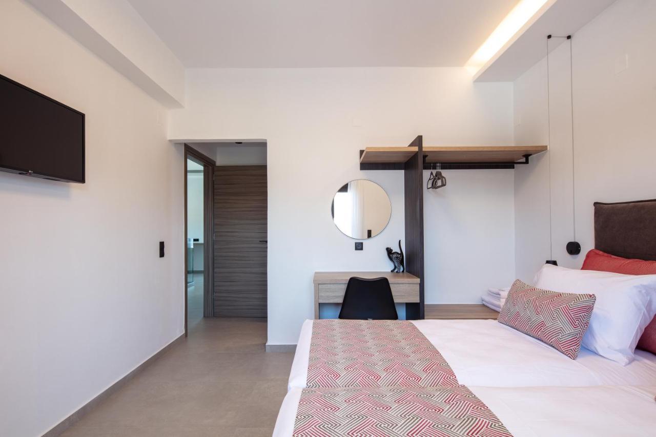 Sunnyside Villas, ideal for vibrant stays Pigianos Kampos  Eksteriør bilde