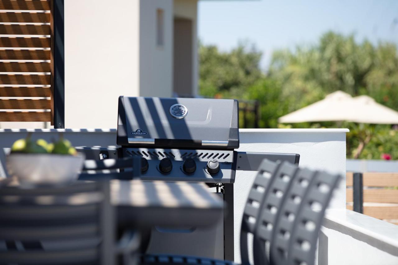 Sunnyside Villas, ideal for vibrant stays Pigianos Kampos  Eksteriør bilde