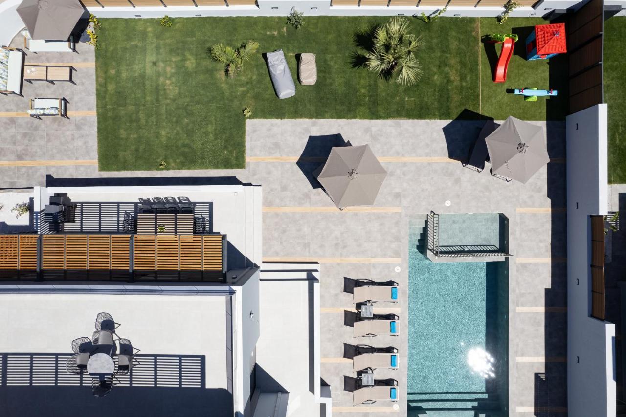 Sunnyside Villas, ideal for vibrant stays Pigianos Kampos  Eksteriør bilde